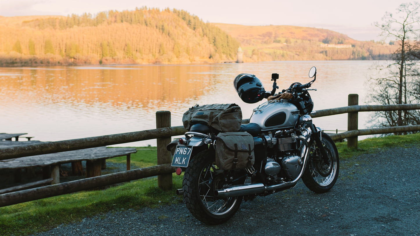 The Weekender Motorcycle Tail Bag 28L - Khaki